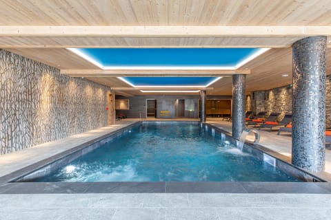 Sauna, Steam room, Swimming pool, Swimming pool