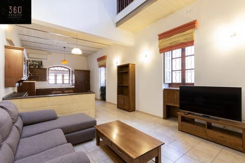 Amazing house in Sliema Central with BBQ & Parking by 360 Estates Apartment in Sliema