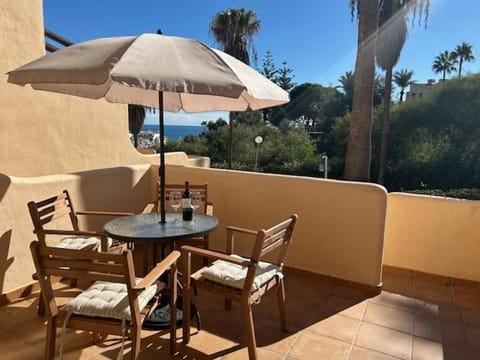 Natural landscape, View (from property/room), Balcony/Terrace, Sea view