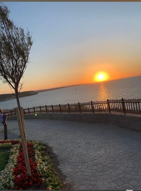 Nearby landmark, Day, Natural landscape, Beach, Lake view, River view, Sea view, Sunrise, Sunset