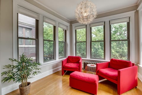 Light Filled with Tasteful Pops of Color - You Will Love This Mid-Century Modern Gem apts Apartment in Chicago
