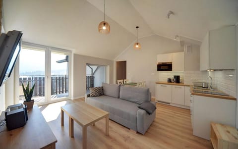 Kitchen or kitchenette, Seating area, Mountain view