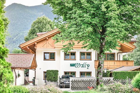 Ferienwohnungen "Zur Wally", Apartment Sauba Apartment in Garmisch-Partenkirchen