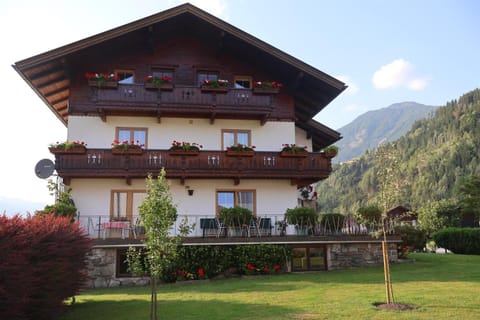 Property building, Natural landscape, Garden view, Mountain view