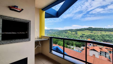 Day, Natural landscape, BBQ facilities, View (from property/room), Balcony/Terrace, Landmark view, Mountain view