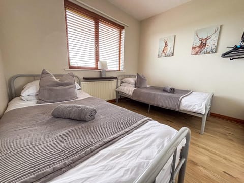 Whitepark Cottage - your home away from home House in Ballycastle