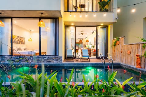 Property building, Patio, Swimming pool, sunbed