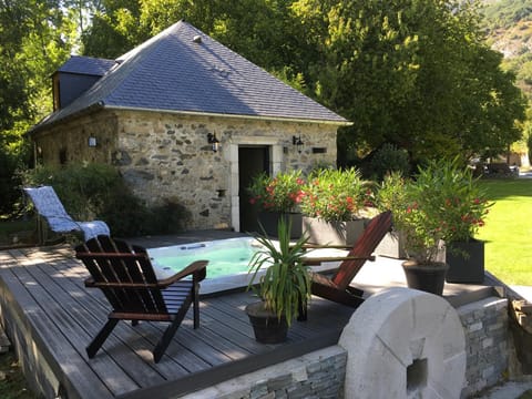 Hot Tub, Spa and wellness centre/facilities