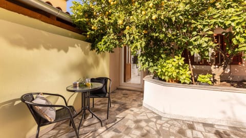Facade/entrance, Garden view