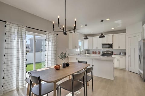 Lovely Vineyard Getaway Less Than 1 Mi to Utah Lake! House in Vineyard