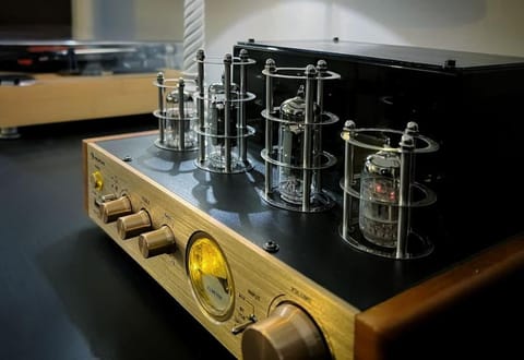 Urban Music Style Townhouse in Swansea city center Villa in Swansea