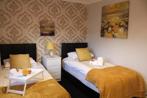 PREMIER - Fleming Apartment Apartment in Hamilton