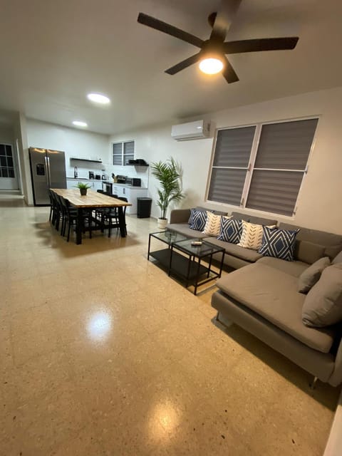 TV and multimedia, Kitchen or kitchenette, Living room, Seating area, Dining area, fireplace, minibar