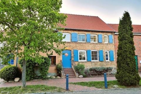 Property building, Garden view