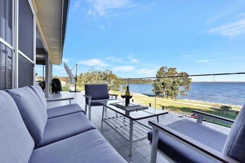 Balcony/Terrace, Seating area, Sea view