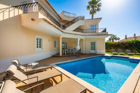 Property building, Patio, Day, View (from property/room), Balcony/Terrace, Pool view, Swimming pool, sunbed
