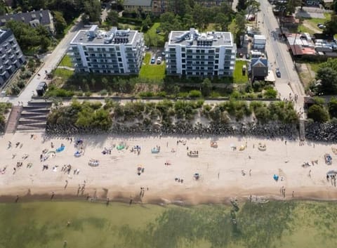 Neighbourhood, Bird's eye view, Beach, Location