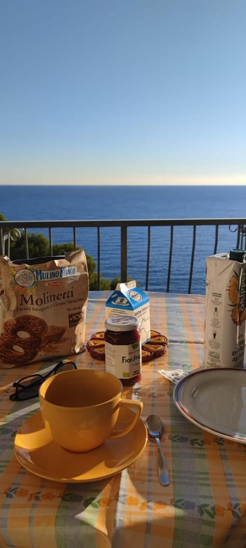 Sea view, Breakfast, Sunrise