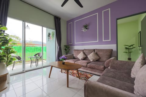 Living room, Seating area, fireplace