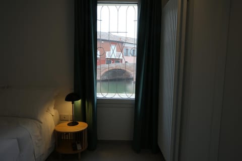 Bed, Bedroom, River view