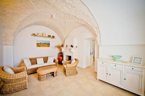 Communal lounge/ TV room, Living room, flat iron