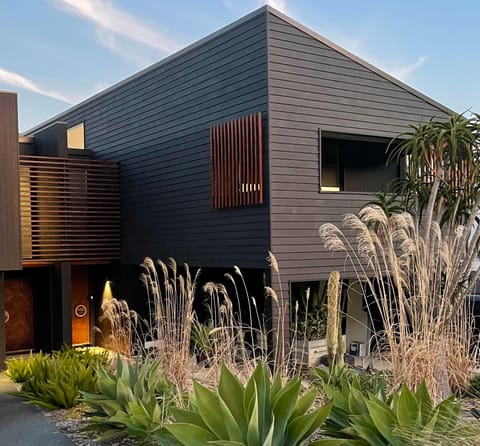 Property building, Garden, Garden view