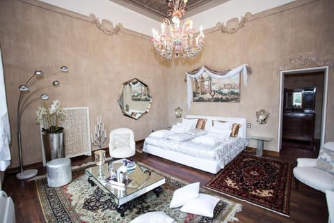 Villa Ghiringhelli Bed and Breakfast in Varese