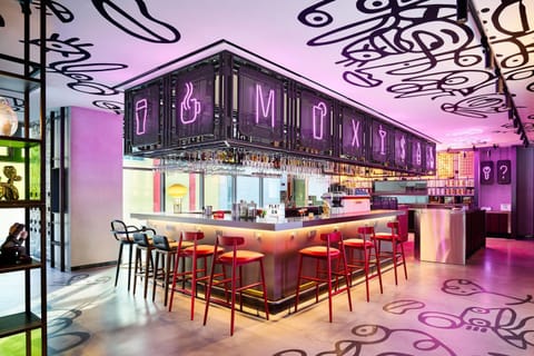 Lounge or bar