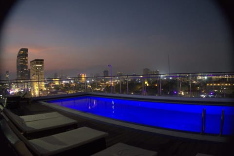 Balcony/Terrace, Swimming pool