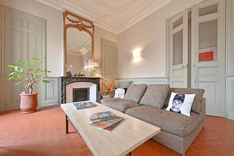 Living room, Seating area, flat iron