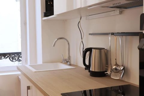 Coffee/tea facilities, Kitchen or kitchenette