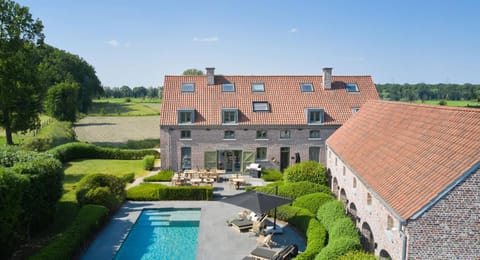 Property building, Garden view, Swimming pool