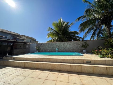 Nosso Repouso Saquarema - Casa inteira com Piscina,churrasqueira privativos, Wi-fi,900m da praia, Tv-Smart. House in Saquarema