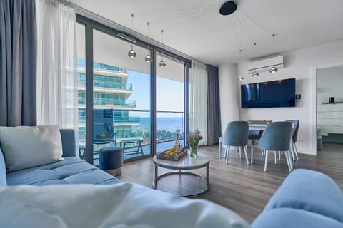 Living room, Sea view