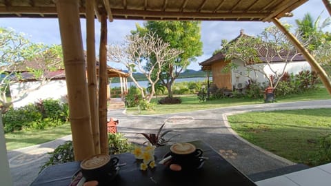 Pasir Putih Cottage - Menjangan Nature lodge in Bali