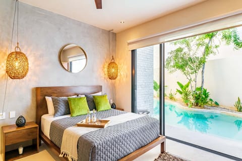 Bed, Swimming pool