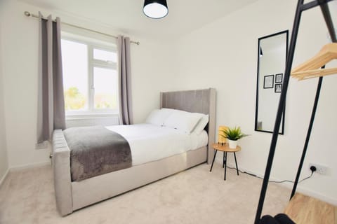 Spacious Central Oxford Detached Home House in Oxford