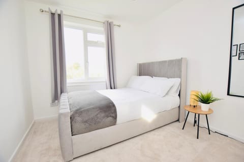 Spacious Central Oxford Detached Home House in Oxford