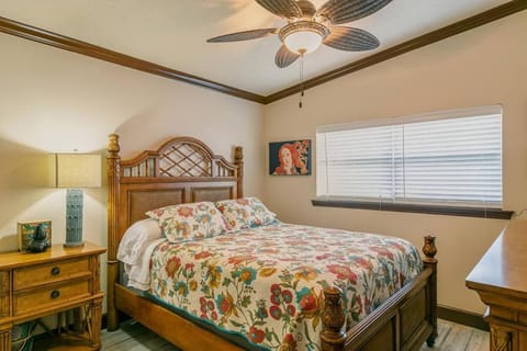 Entire Villa - Sleeps 16 Heated Pool East of A1A Villa in Cape Canaveral