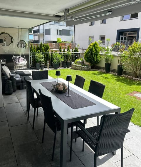 Garden, Garden