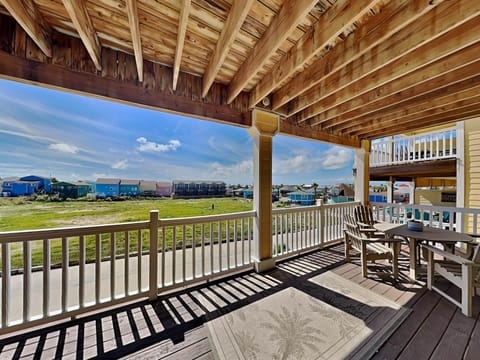 Patio, Seating area, furniture