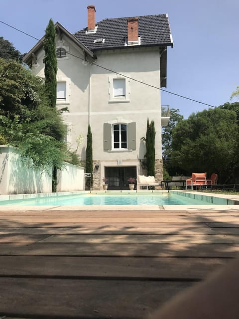 Property building, Pool view, Swimming pool, Swimming pool