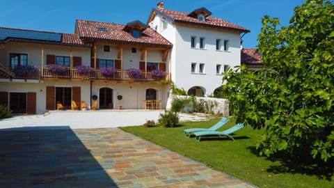 Property building, Garden view, sunbed