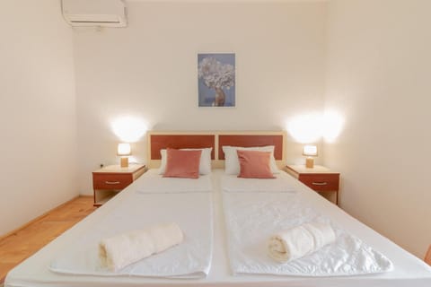 Apartments Serafimoski Bed and Breakfast in Ohrid