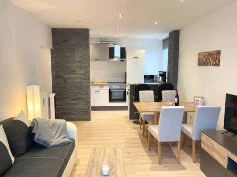 Kitchen or kitchenette, Living room, Seating area
