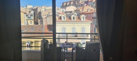 View (from property/room), Balcony/Terrace