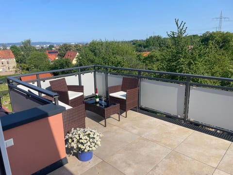 Day, View (from property/room), Balcony/Terrace, Balcony/Terrace, Seating area, Dining area, Garden view