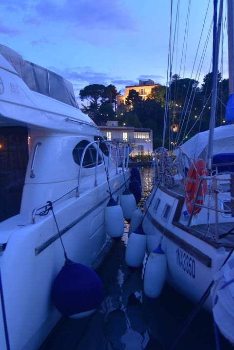 Riva Destra Suite apartament Apartment in Ischia