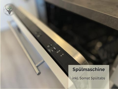 Text overlay, dishwasher