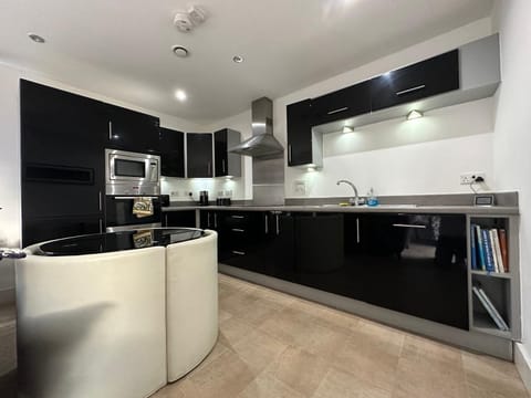 Kitchen or kitchenette, Dining area, dishwasher, minibar, pet friendly, stove, kitchen, kitchen